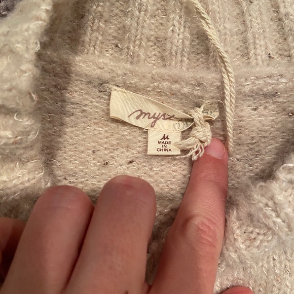 Mystree Cream Sweater with Vertical Stripes, Women’s Medium - Picture 8 of 12